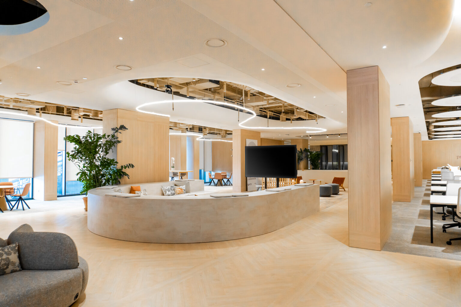 Trabajo Híbrido: 5 herramientas que pueden ayudarte